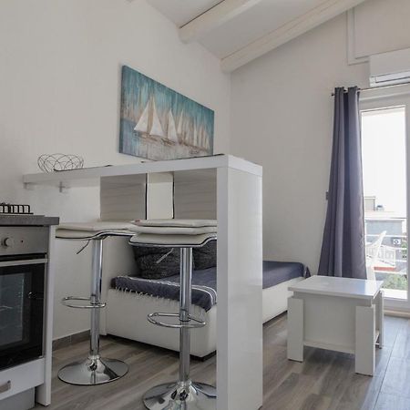Zorana Apartment Rogoznica  Bagian luar foto