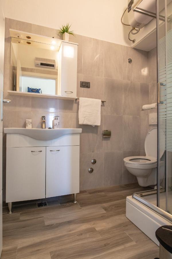Zorana Apartment Rogoznica  Bagian luar foto