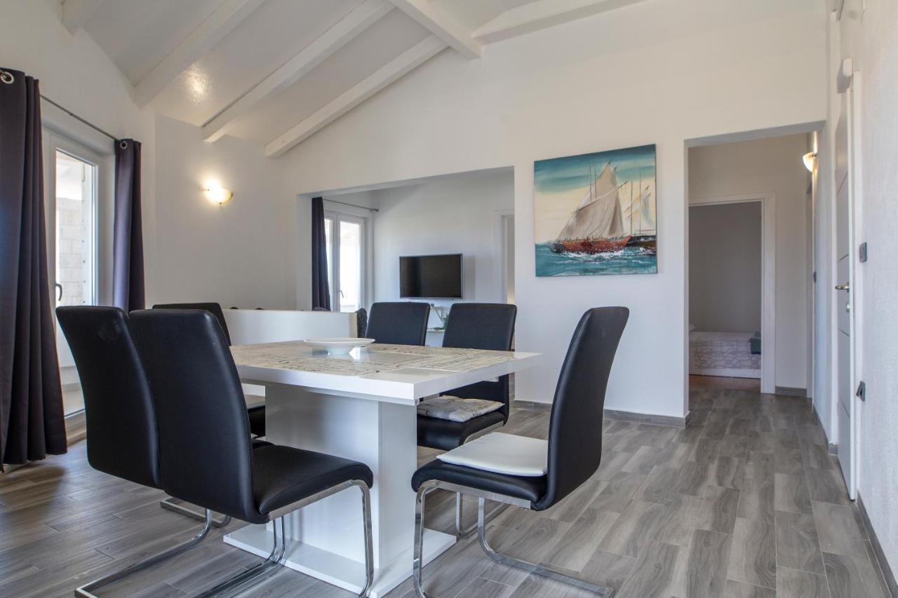 Zorana Apartment Rogoznica  Bagian luar foto