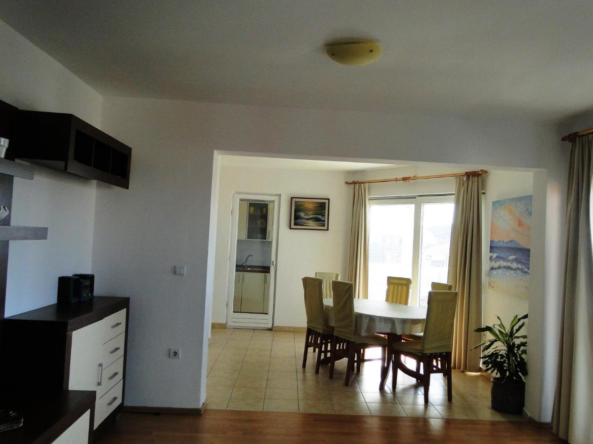 Zorana Apartment Rogoznica  Bagian luar foto